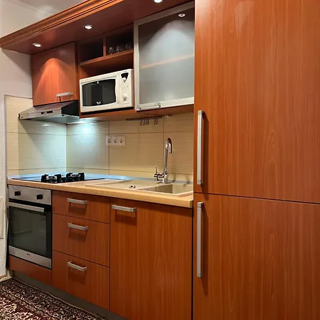 Ec Apartment